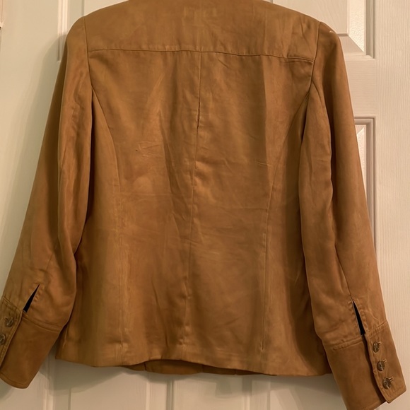 Jacket - Picture 4 of 4